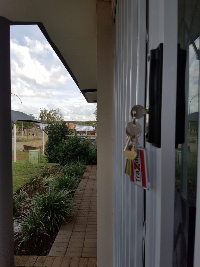 Traxdor Bloemfontein Trellis Shutters Clearvista Louvre Awnings Polycard strips Security Windows