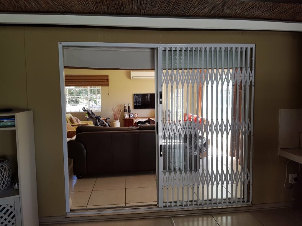 Traxdor Bloemfontein Trellis Shutters Clearvista Louvre Awnings Polycard strips Security Windows