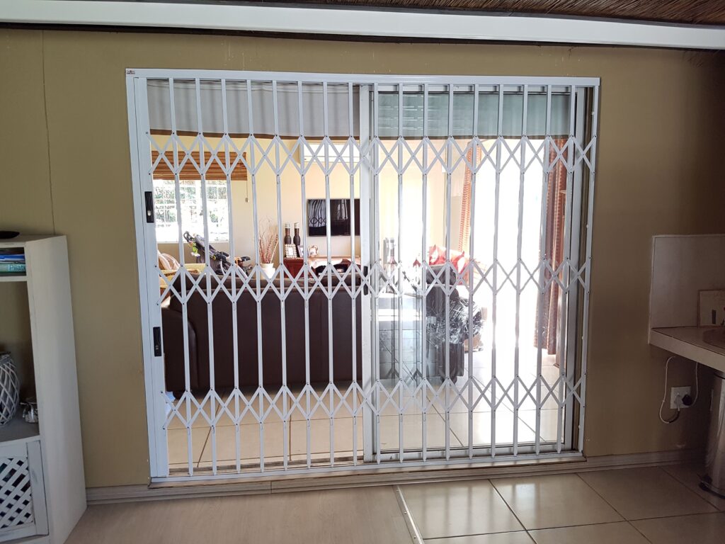 Traxdor Bloemfontein Trellis Shutters Clearvista Louvre Awnings Polycard strips Security Windows